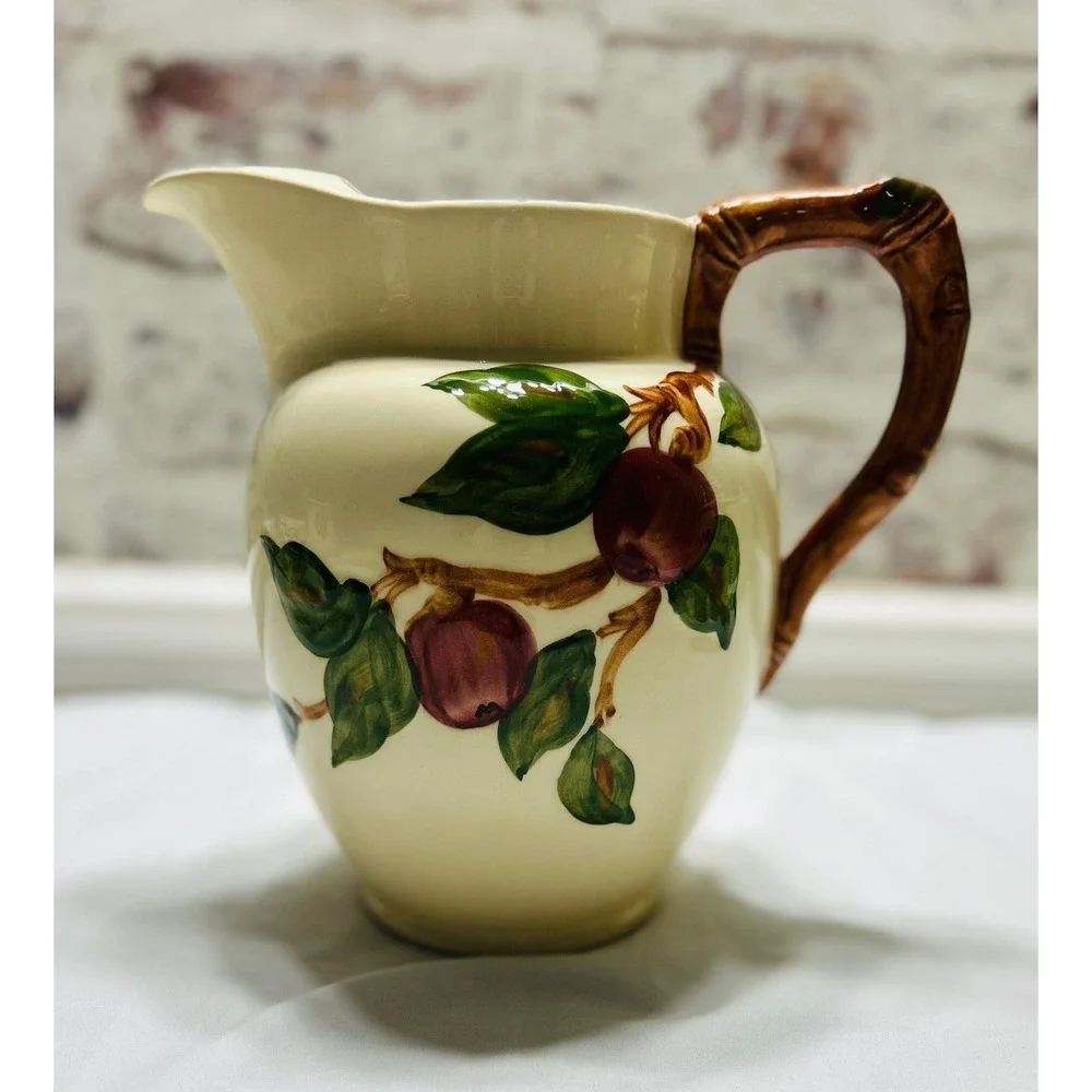 Vintage Franciscan Apple 8.75